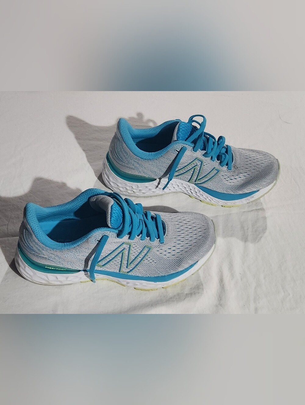 New Balance Women’s Blue Fresh Foam 880v11 Running Size 8